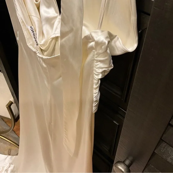 Reformation Viera brand new size 0 Bridal Wedding Silk Gown halter top Ivory - Picture 9 of 14